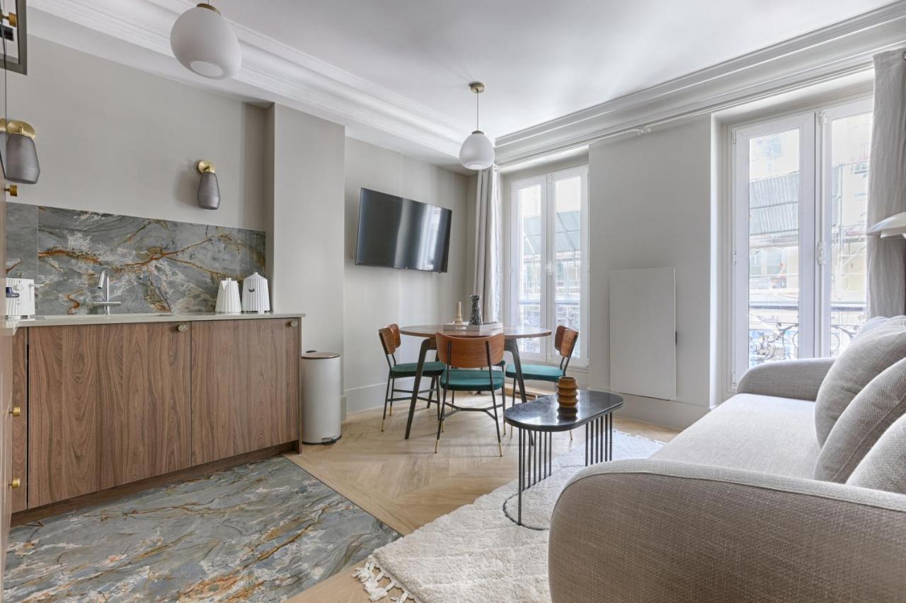 Unique Luxury Parisian Flat 2Br/6P -Champs Elysees 외부 사진