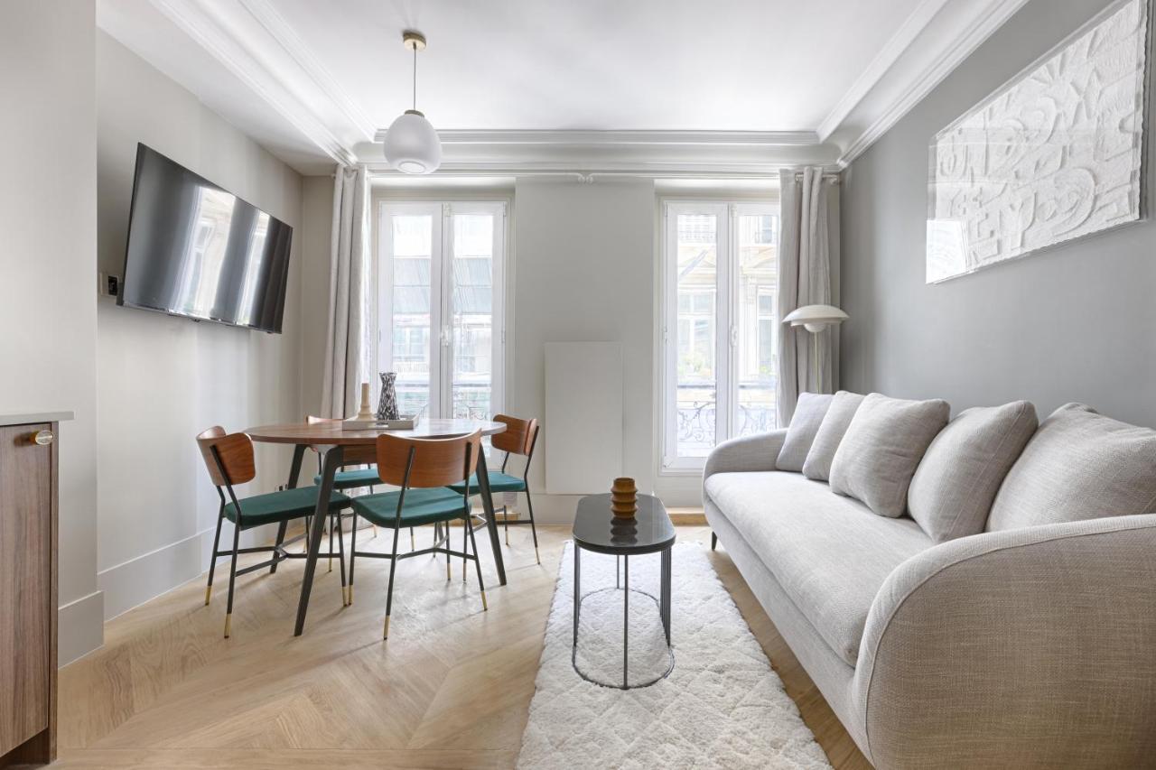 Unique Luxury Parisian Flat 2Br/6P -Champs Elysees 외부 사진