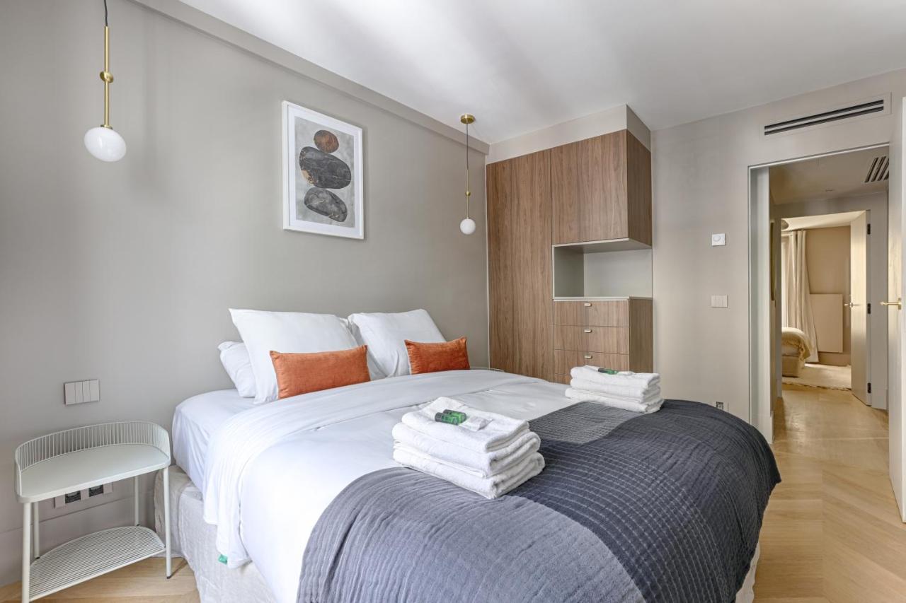 Unique Luxury Parisian Flat 2Br/6P -Champs Elysees 외부 사진